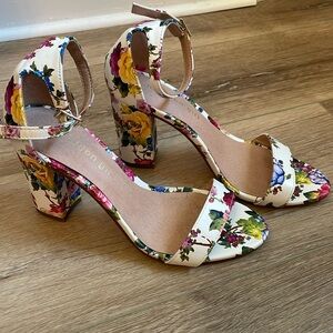 Madden Girl Beella Floral High Heel Shoe size 6